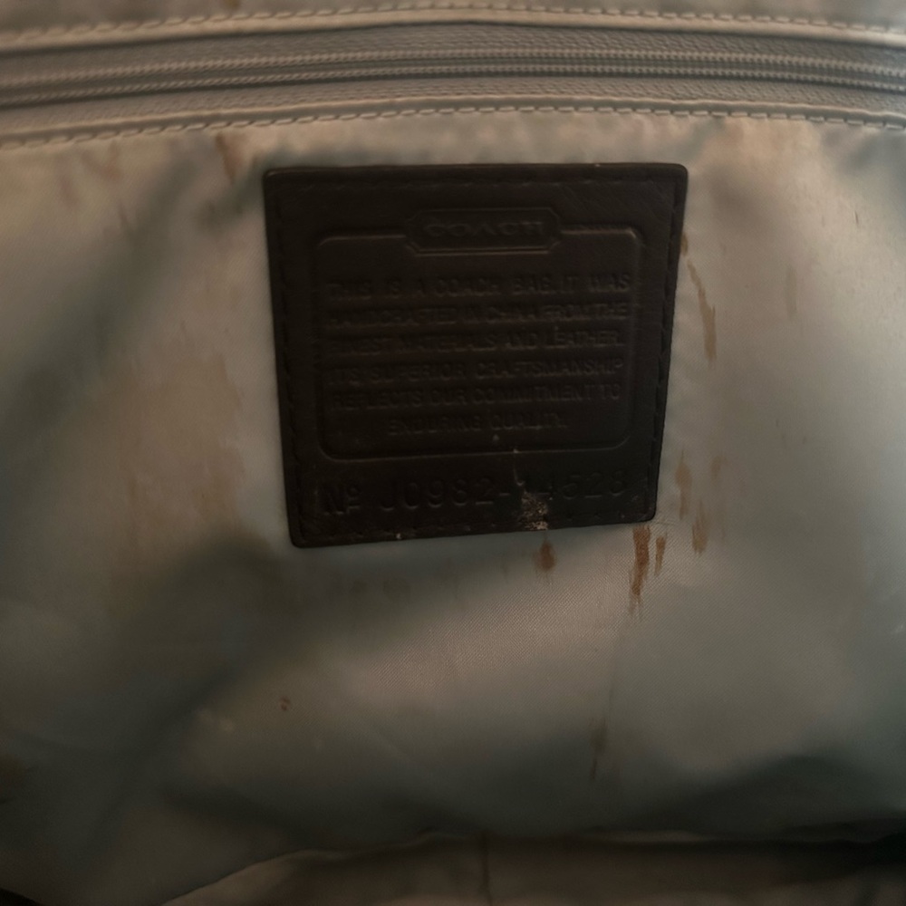 Black Designer Women's Bag - Picture 4 of 7